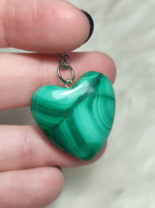 Collar corazón malaquita en acero - N°7