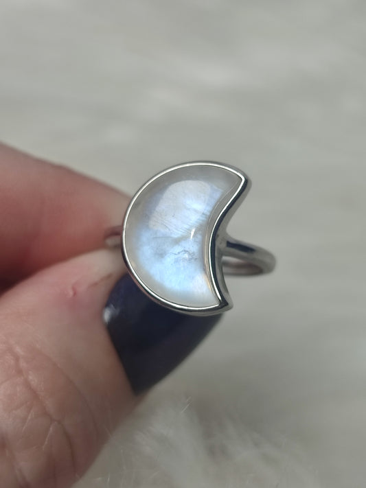 Anillo plata de ley 925 con piedra luna- Modelo Luna 153
