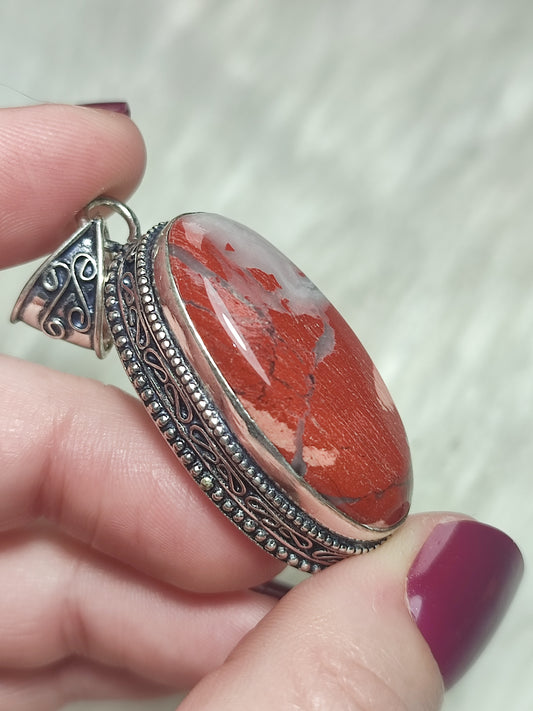 Colgante baño de plata con jaspe rojo 54