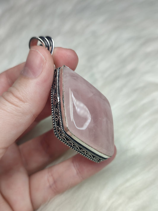 Colgante baño de plata con cuarzo rosa intenso - N° 68