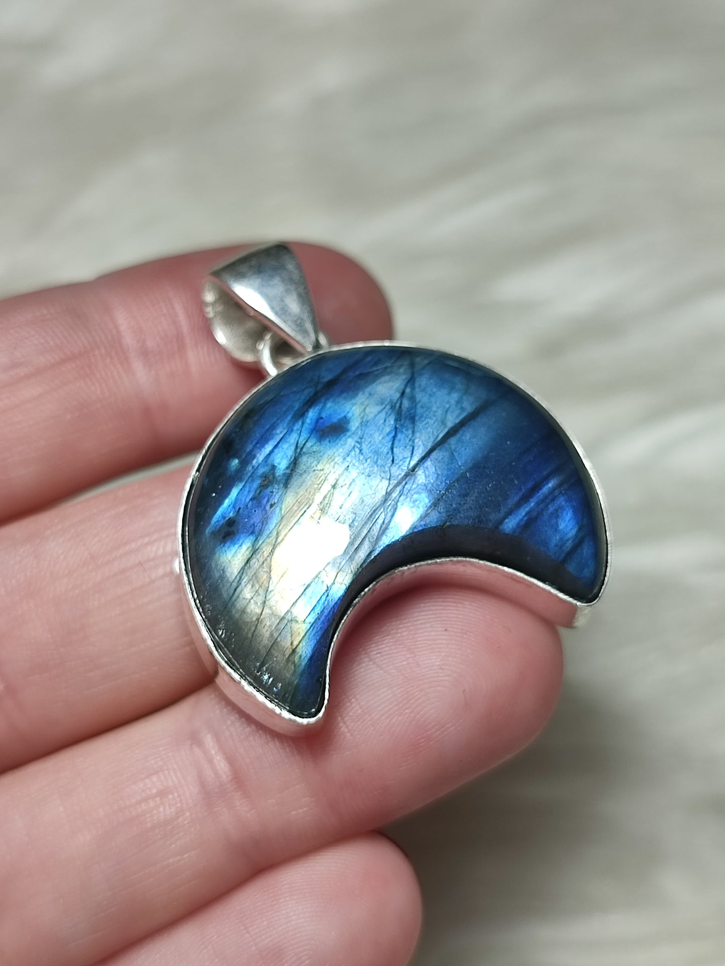 Colgante luna baño de plata con Labradorita n° 313