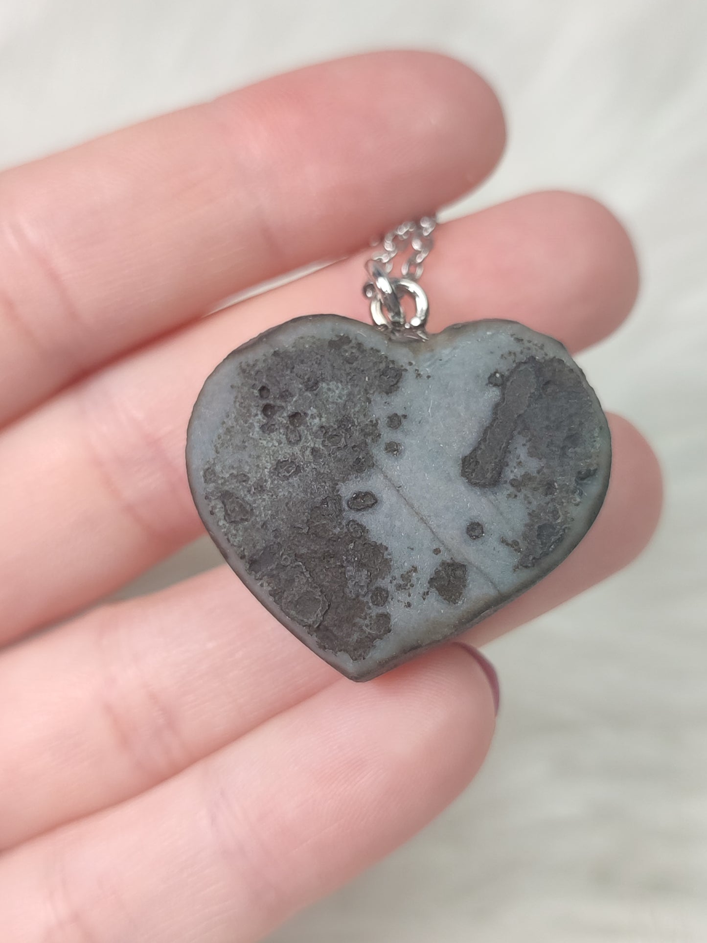 Colgante acero con corazón drusa amatista n° 151