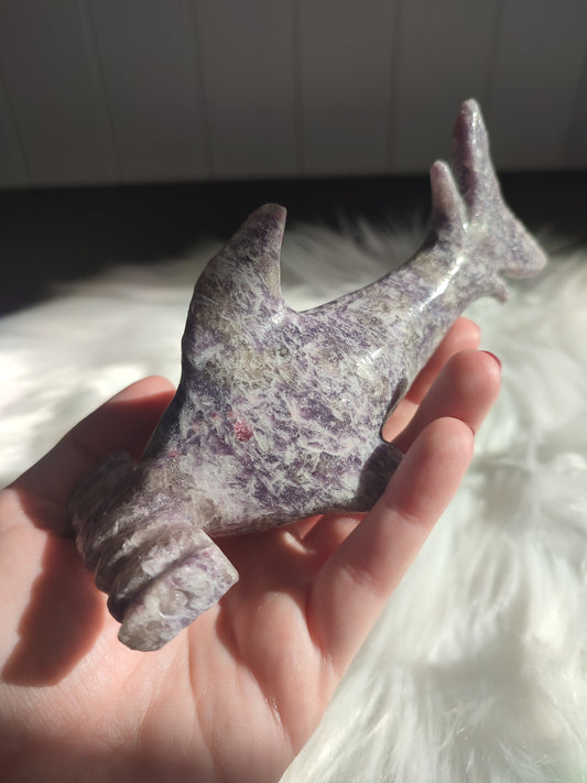 Tiburon martillo tallado en piedra unicornio