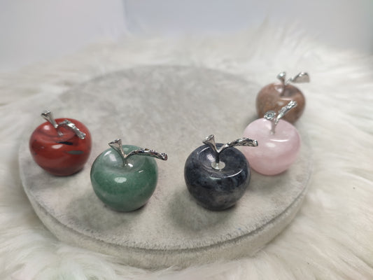 Manzanas en diferentes minerales