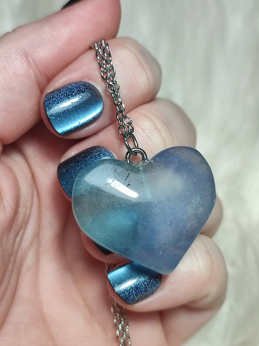 Collar fluorita azul - corazón 87