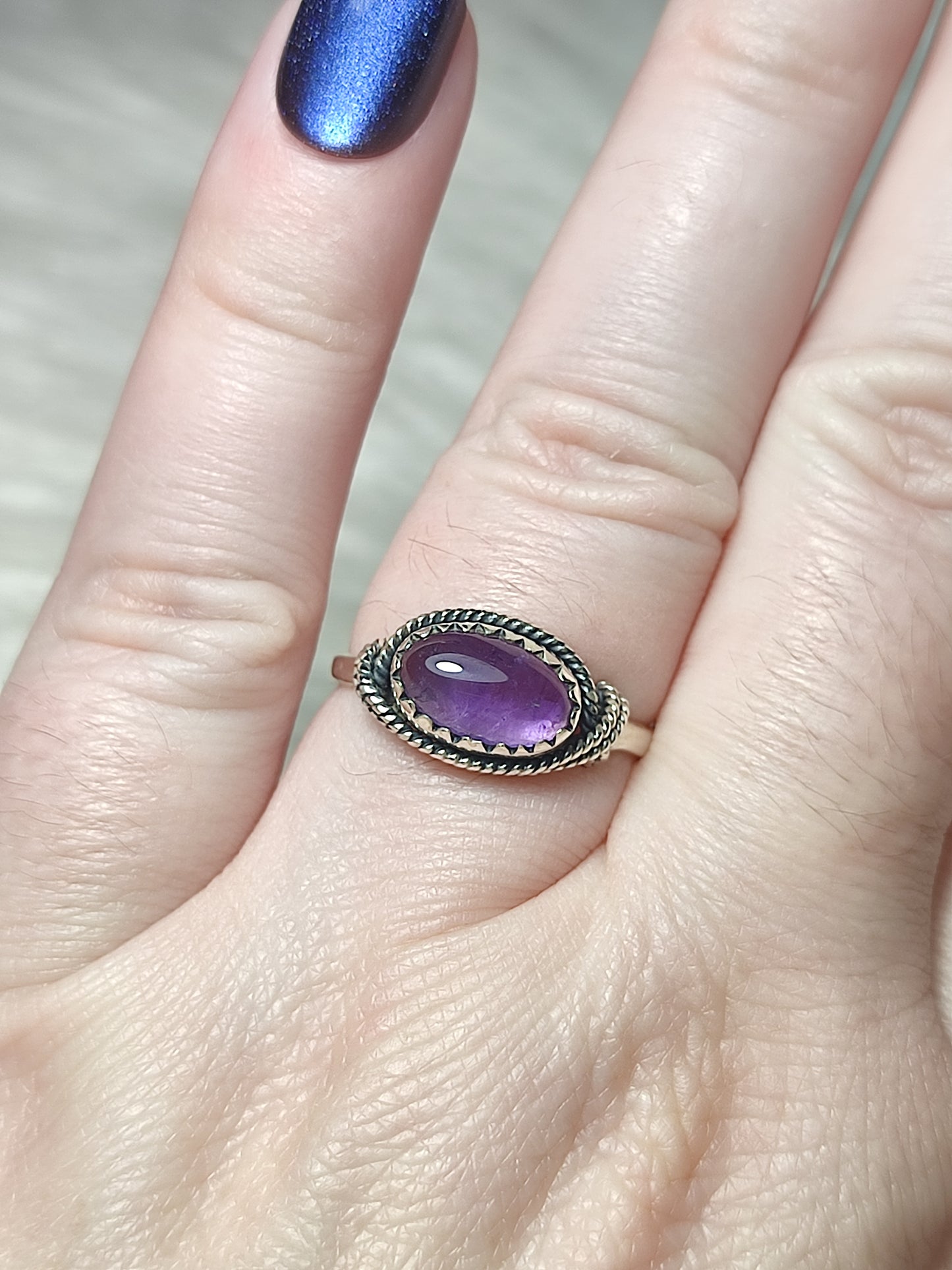 Anillo plata de ley 925 con amatista de 18 mm diámetro - n°95