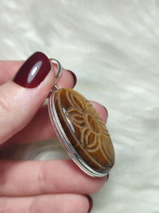 Colgante baño de plata con ojo de tigre 30