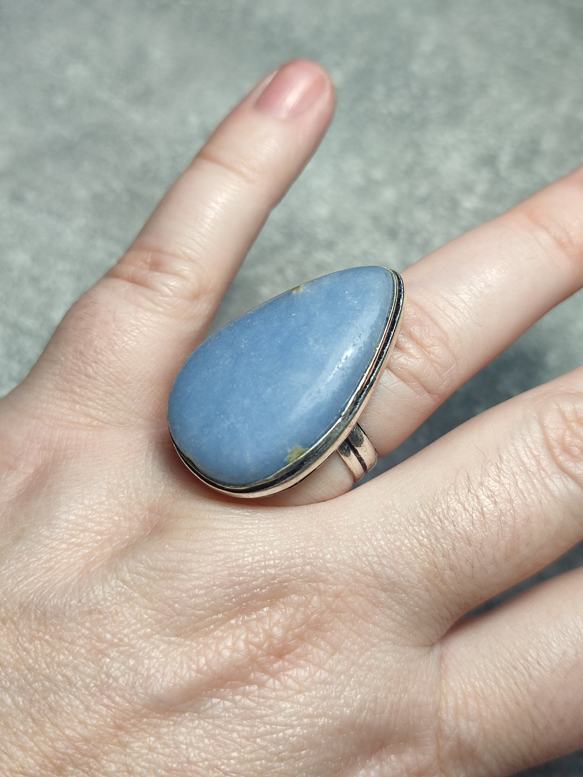 Anillo baño de plata con Angelita n°3