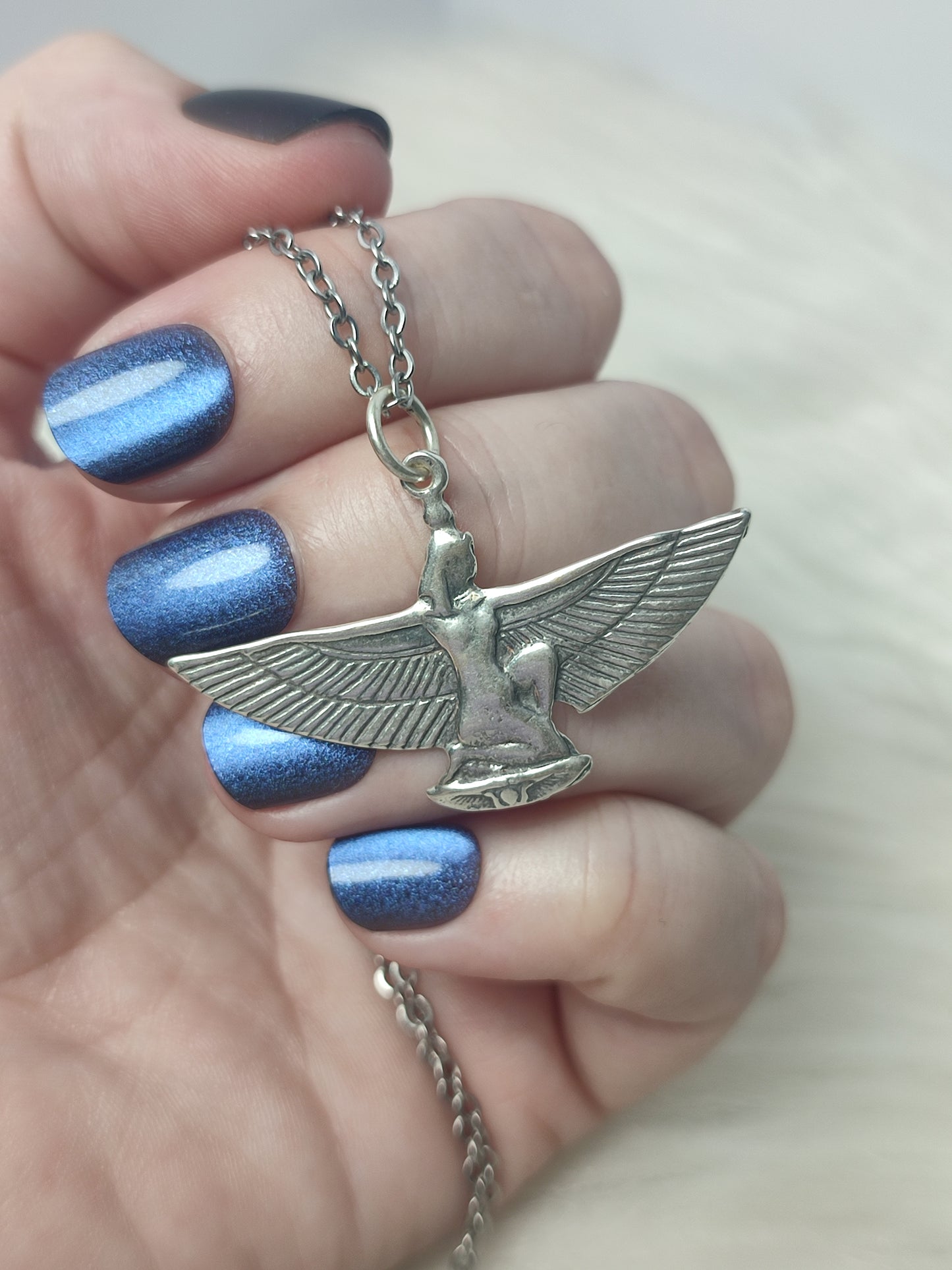 Colgante plata 925 - Diosa Isis Egipto