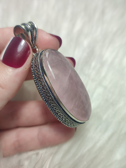 Colgante baño de plata con cuarzo rosa 100