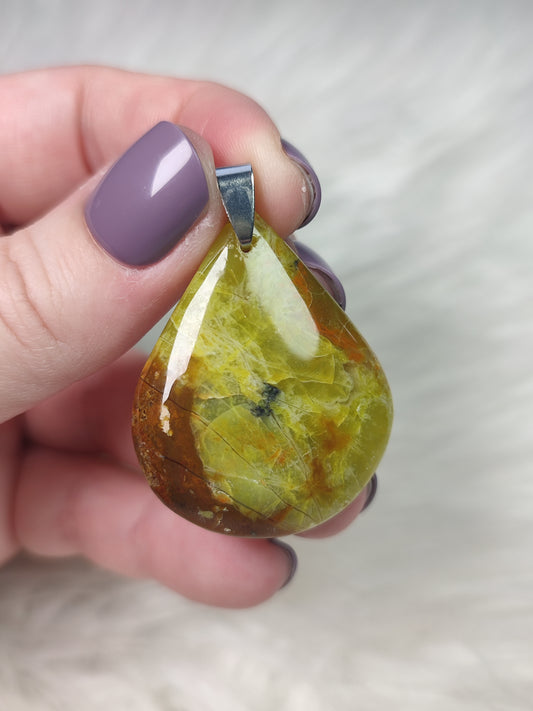 Colgante acero con ópalo verde n°A4