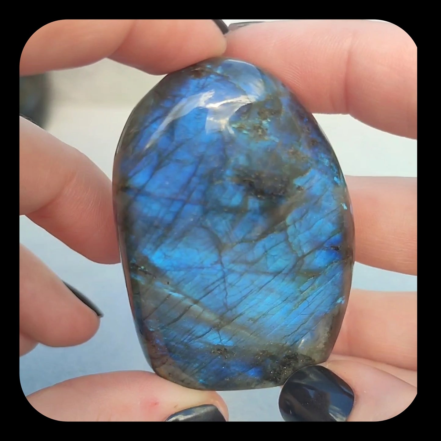 Baby Monolito labradorita flash - Ver video