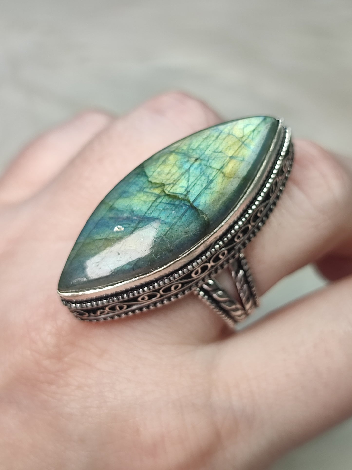 Anillo baño de plata con labradorita flash n° 35