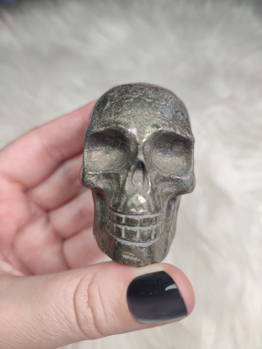 Calavera tallada en Pirita n°2 - 250 gramos aprox