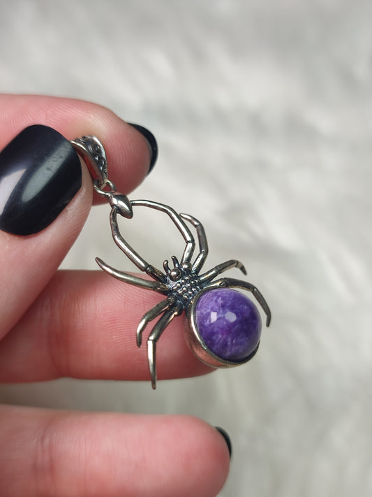 Colgante araña en plata 925 con charoita n° 143
