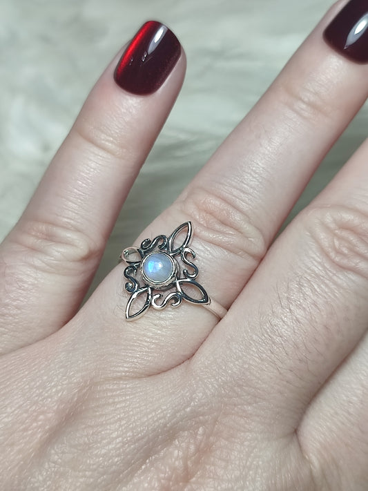 Anillo plata 925 Modelo Nudo de Bruja Ajustable