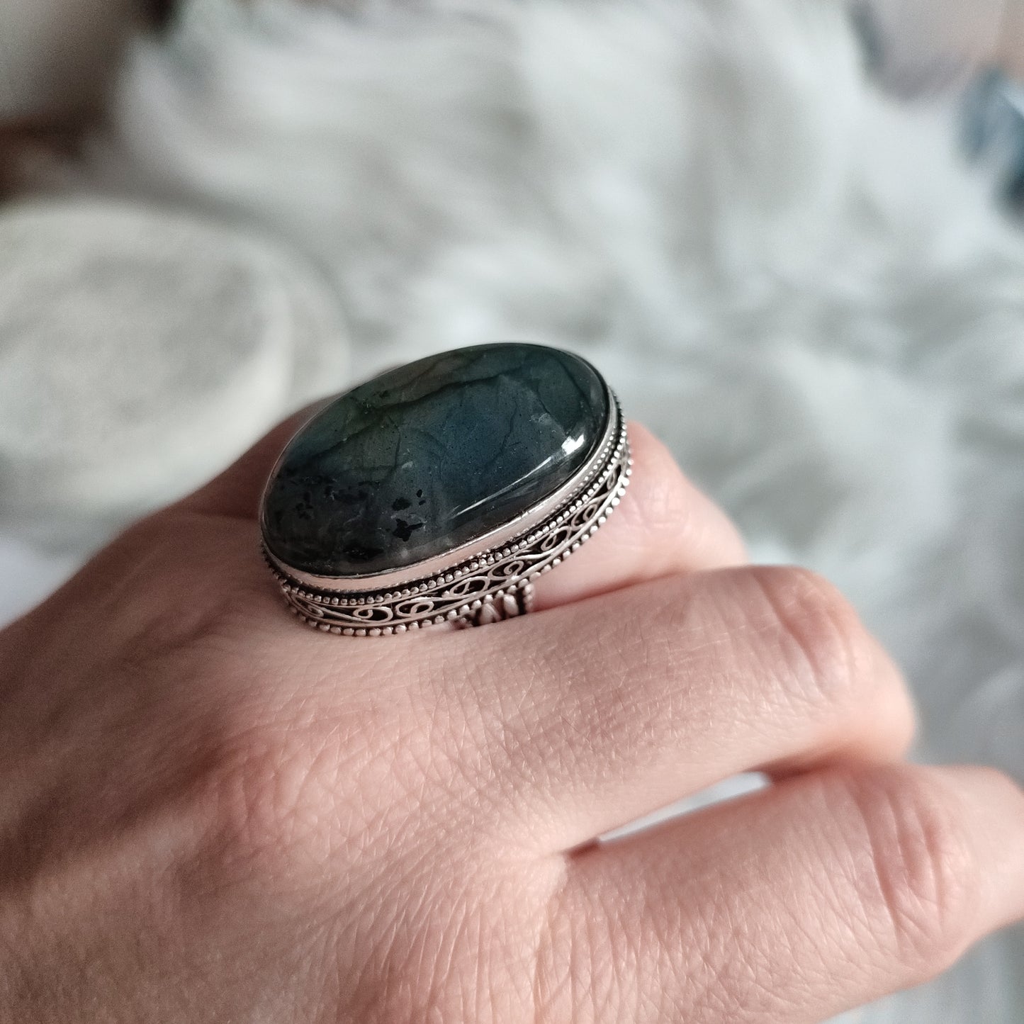 Anillo baño de plata con labradorita N°2