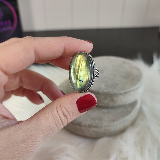 Anillo baño de plata labradorita flash