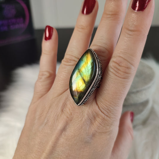 Anillo baño de plata labradorita flash