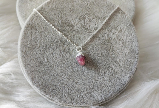 Collar baño de plata con Turmalina rosa en bruto