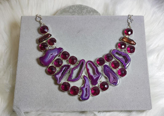 Gargantilla baño de plata con agata rosa tratada