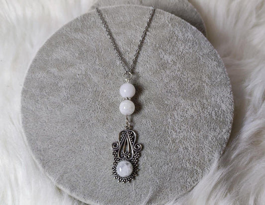 Collar baño de plata con piedra luna
