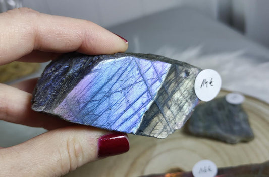 Pedazos Labradorita multicolor