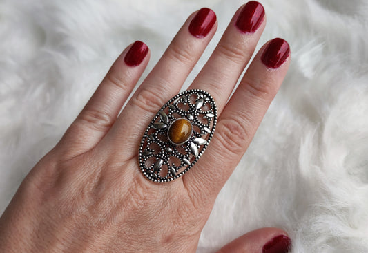 Anillo baño de plata con ojo de tigre