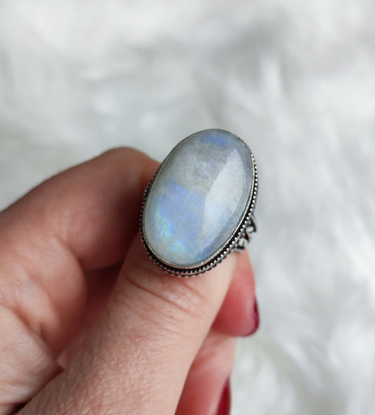 Anillo baño de plata con piedra luna +
