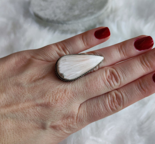 Anillo baño de plata con escolecita