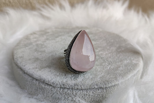 Anillo baño de plata y cuarzo rosa