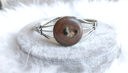 Brazalete ajustable baño de plata con septaria o Piedra Dragón