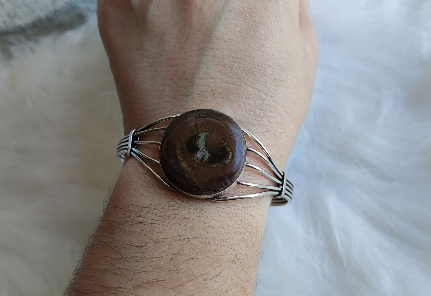 Brazalete ajustable baño de plata con septaria o Piedra Dragón