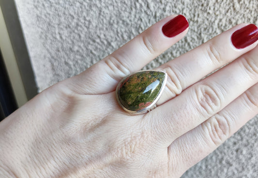 Anillo baño de plata con unakita