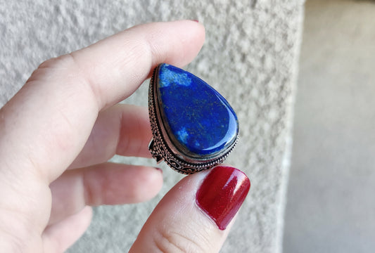 Anillo baño de plata con lapislázuli