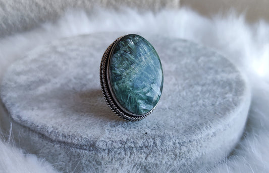 Anillo baño de plata con serafinita