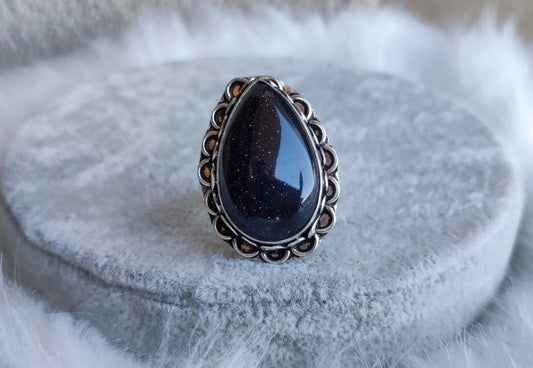Anillo baño de plata con aventurina azul