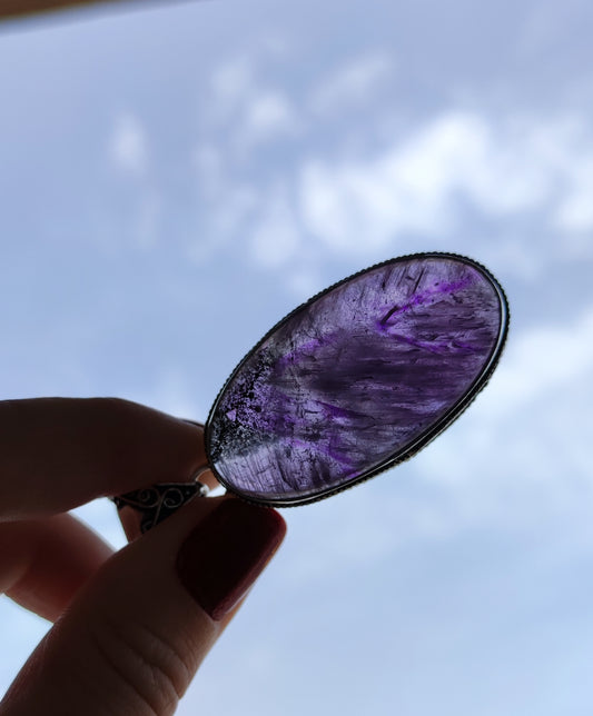 Colgante baño de plata con amatista con inclusiones