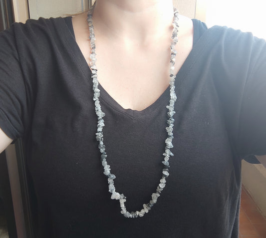 Collar largo de chips cuarzo turmalina