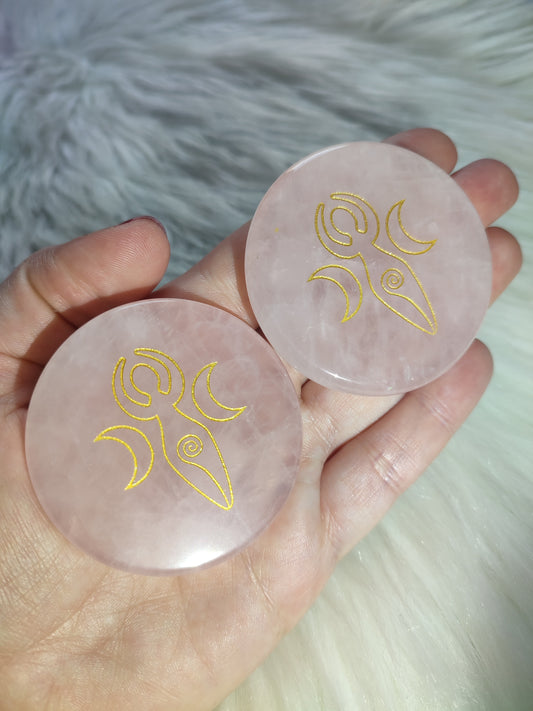 Placa de Obsidiana negra o cuarzo rosa diferentes simbologias