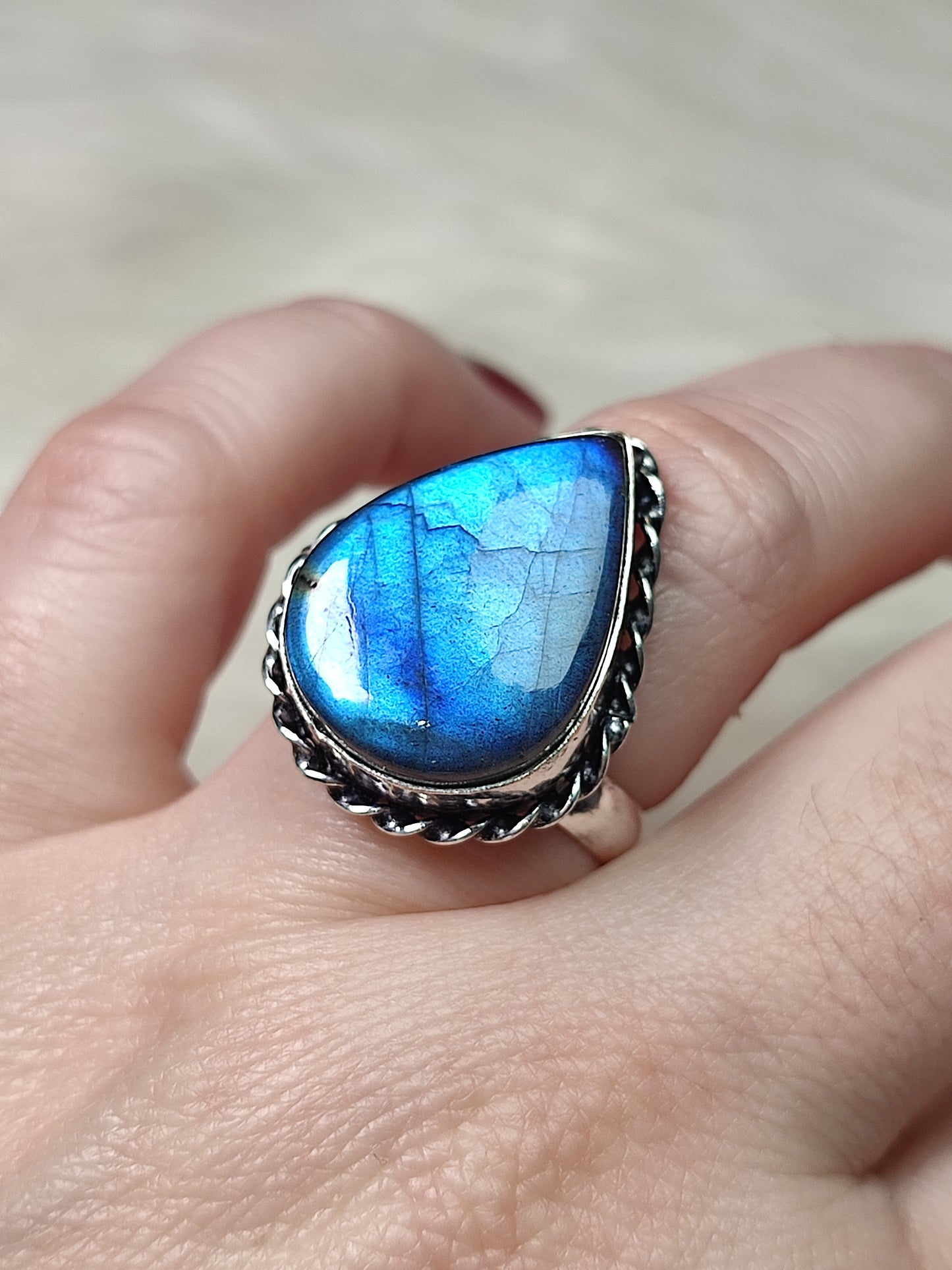 Anillo baño de plata con labradorita azul - Ajustable 205