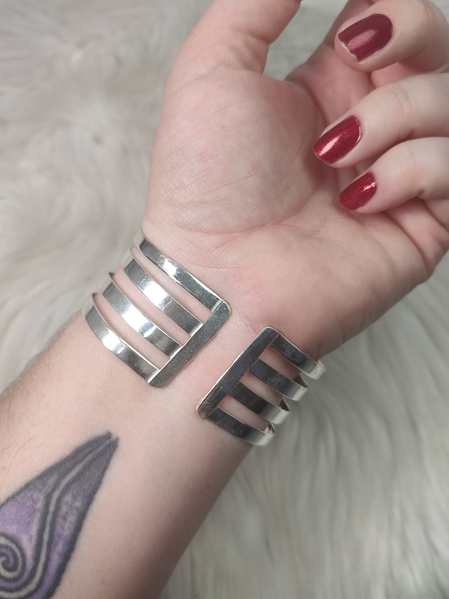 Maxi brazalete baño de plata  con ágata negra