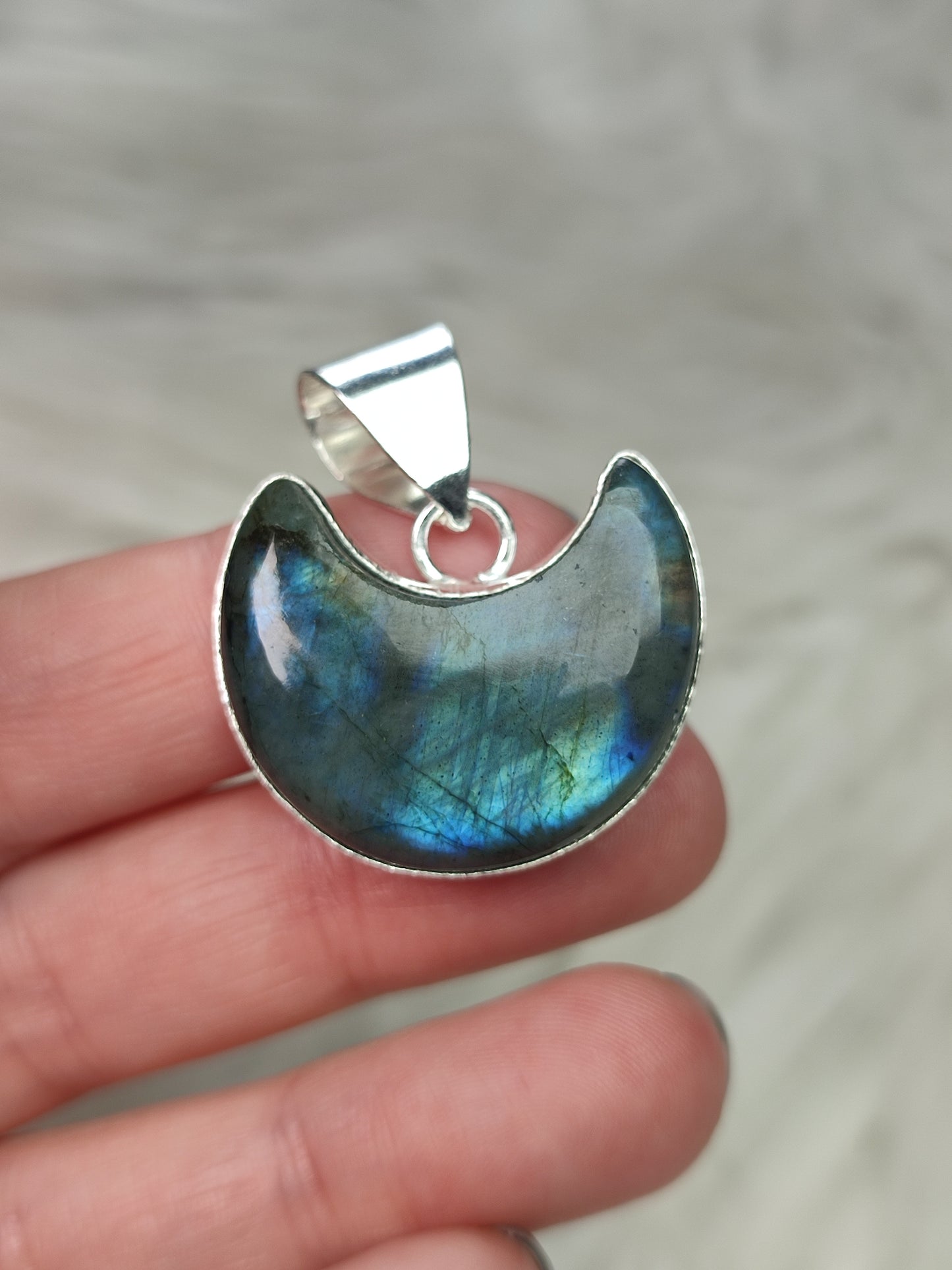 Colgante luna baño de plata con Labradorita n° 4