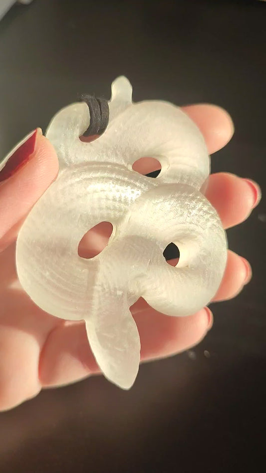 Colgante serpiente tallada en selenita alta calidad
