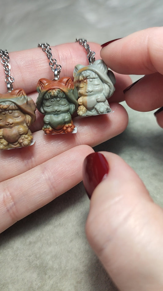 Colgante kitsune tallado en Ágata Alashan plata 925