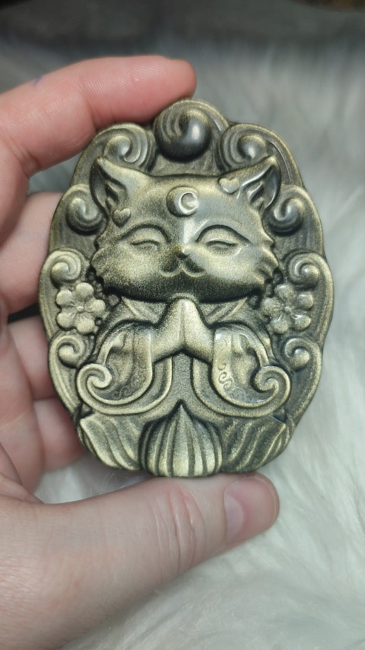 Kitsune tallada en obsidiana dorada - VIDEO