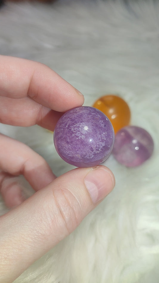 Esfera fluorita diferentes colores - video