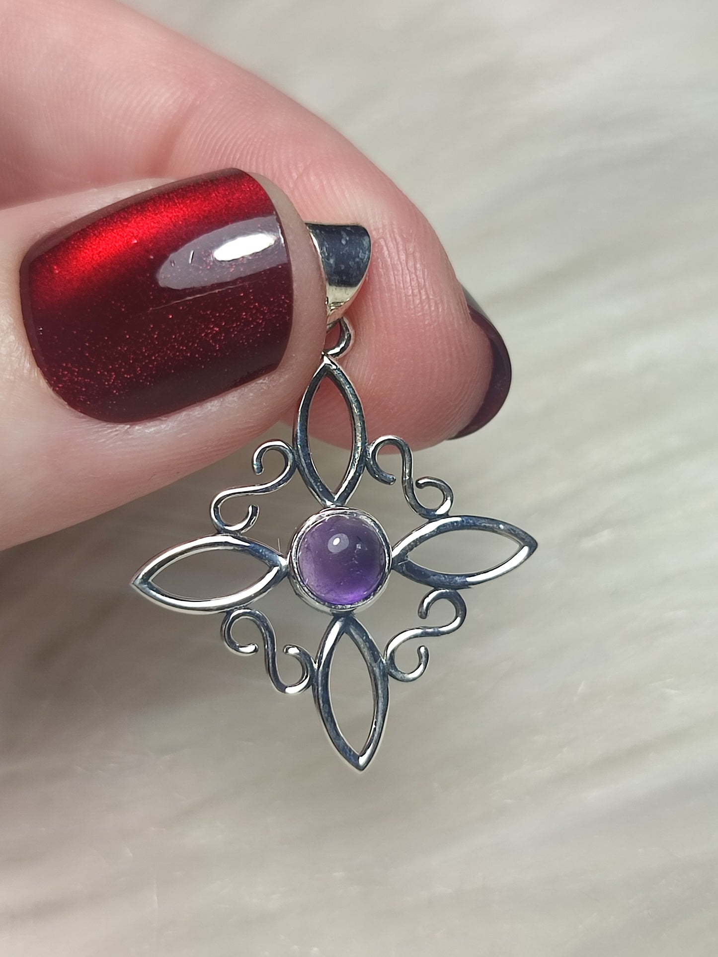 Colgante plata 925 Modelo Nudo de Bruja