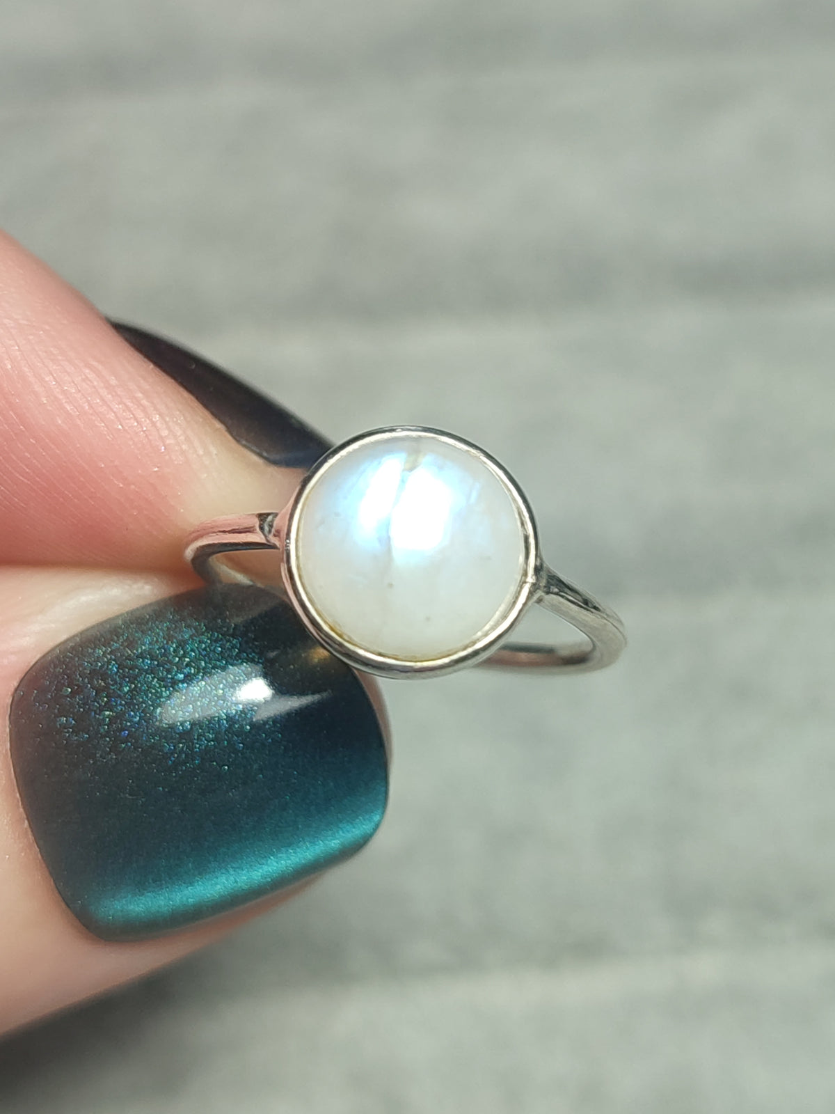 Anillo plata 925 piedra luna o ojo de Tigre - Modelo Destino