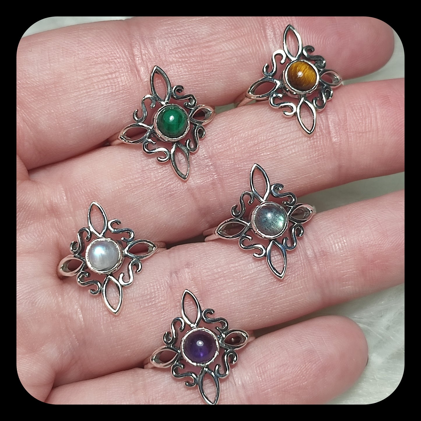 Anillo plata 925 Modelo Nudo de Bruja Ajustable